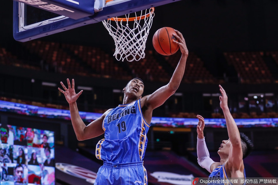 CBA复赛：广州81-105北京