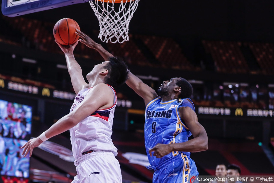CBA复赛：广州81-105北京