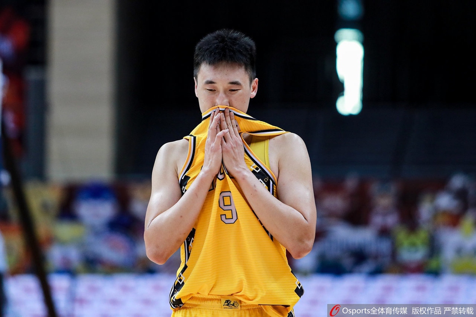 CBA复赛：天津93-125广厦