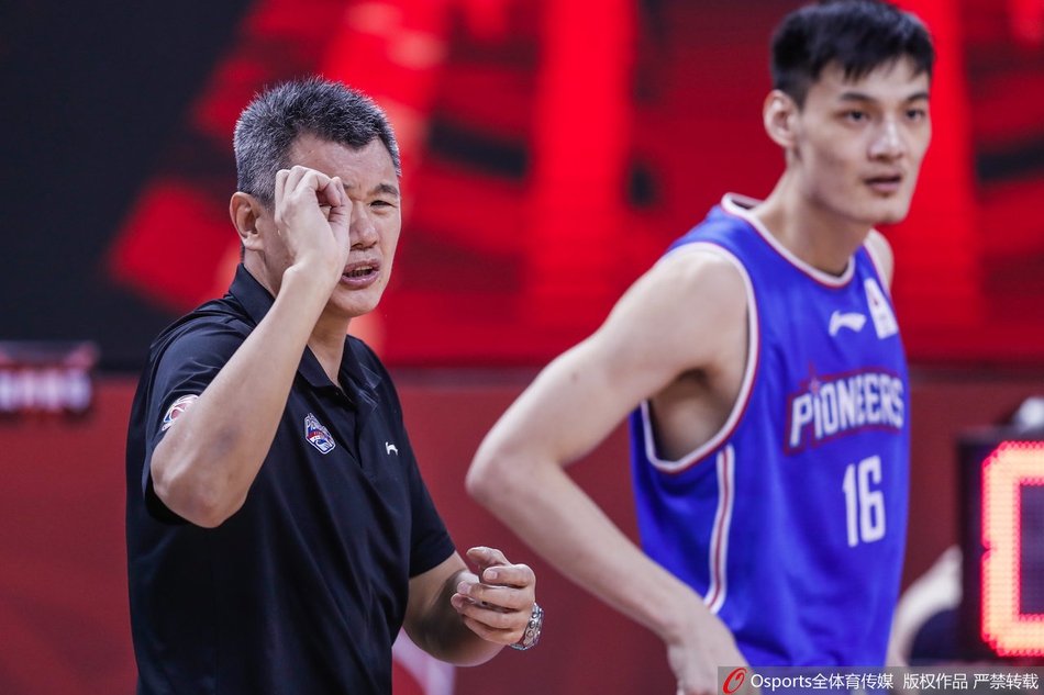 CBA复赛：新疆105-93天津