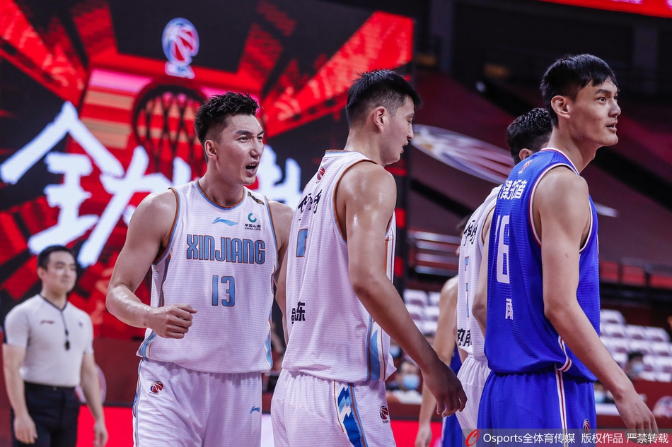 CBA复赛：新疆105-93天津