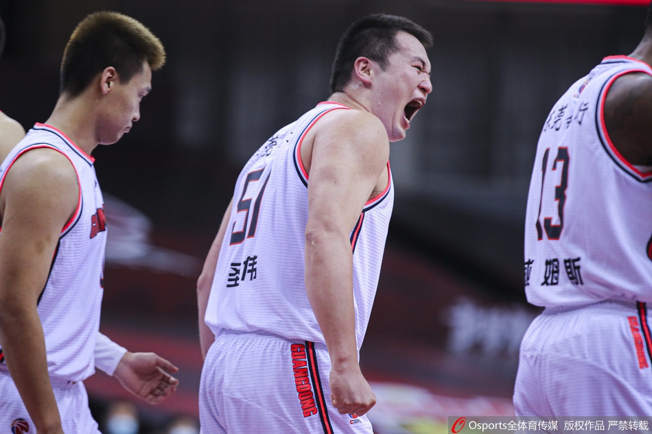CBA复赛：广东101-82北京