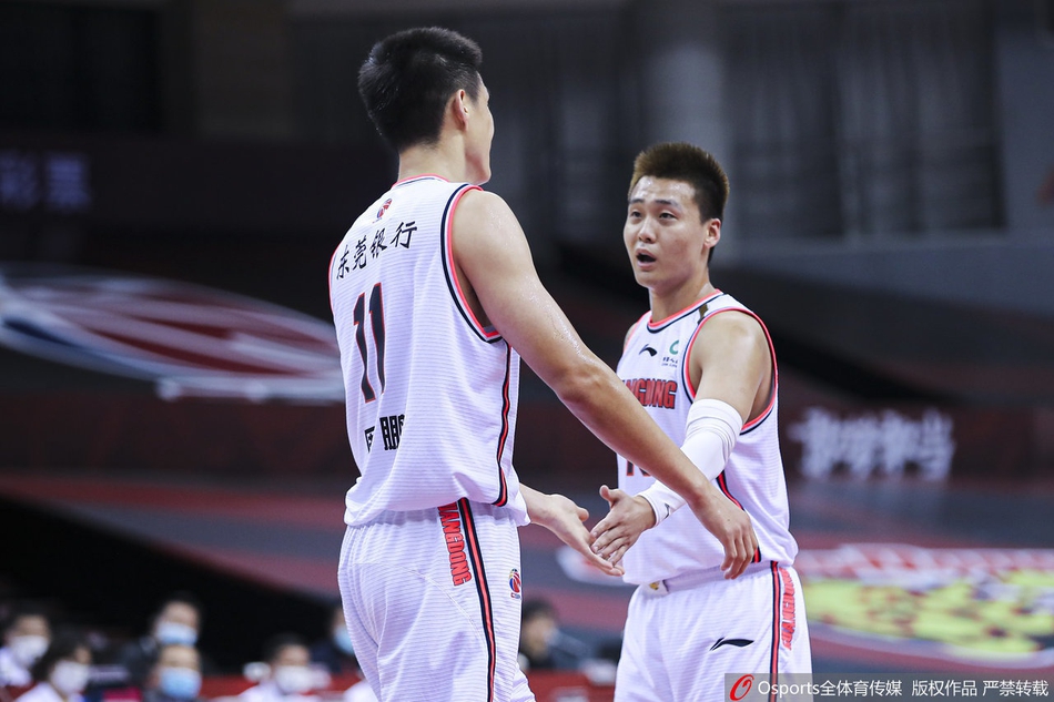 CBA复赛：广东101-82北京