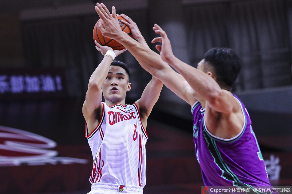 CBA季后赛12进8：青岛129-120山东