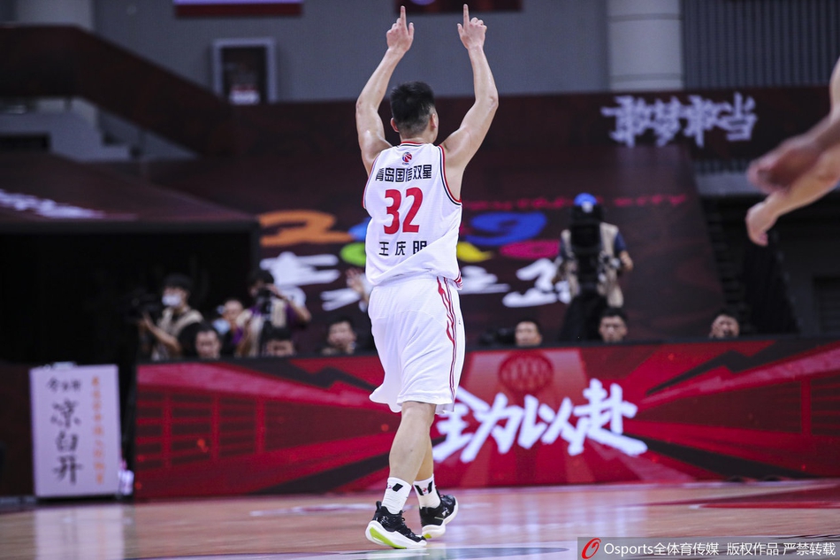 CBA季后赛12进8：青岛129-120山东