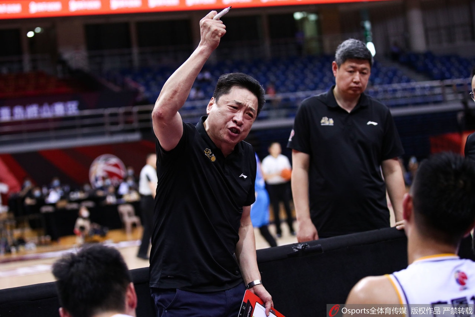 CBA季后赛12进8：广厦119-132福建