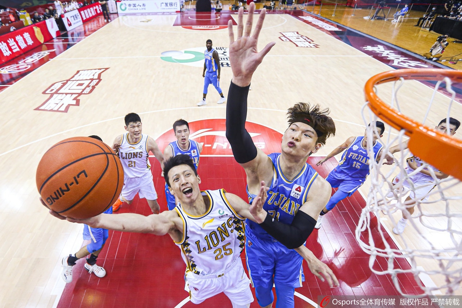 CBA季后赛12进8：广厦119-132福建