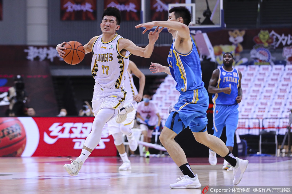 CBA季后赛12进8：广厦119-132福建