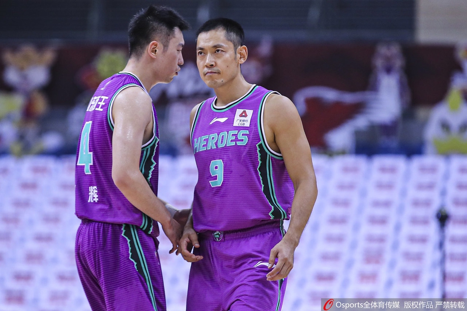 CBA季后赛12进8：青岛129-120山东