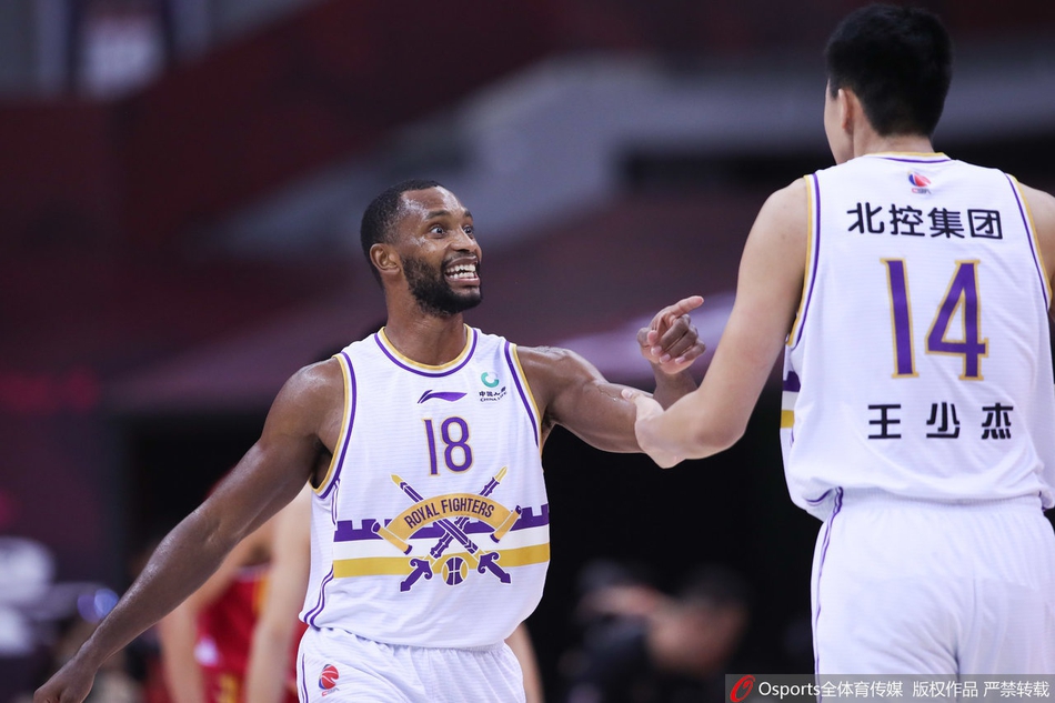 CBA季后赛12进8：北控108-106吉林