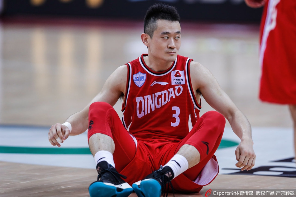 CBA1/4决赛：广东vs青岛