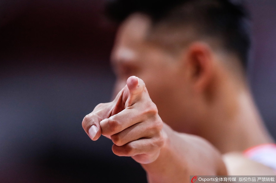 CBA1/4决赛：广东vs青岛