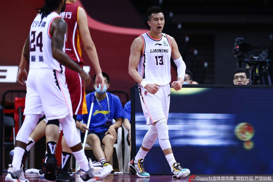 CBA季后赛1/4决赛:辽宁127-123浙江