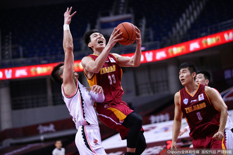 CBA季后赛1/4决赛:辽宁127-123浙江