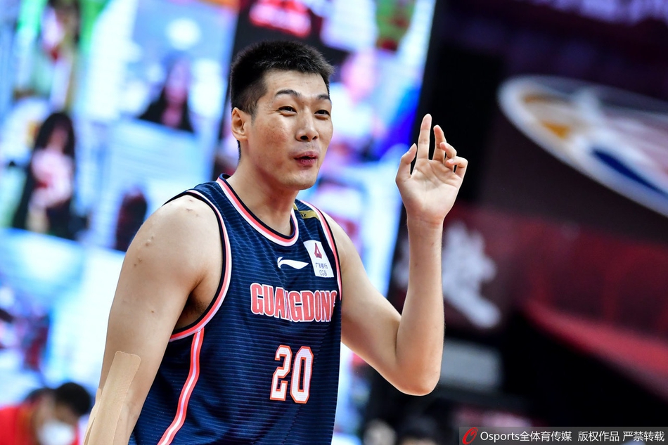 CBA半决赛:北京90-86广东