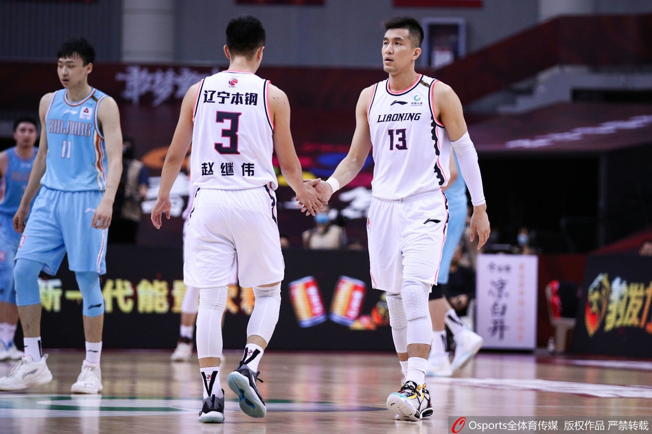 CBA半决赛：辽宁119-113新疆