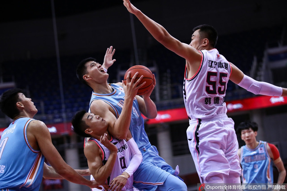 CBA半决赛：辽宁119-113新疆