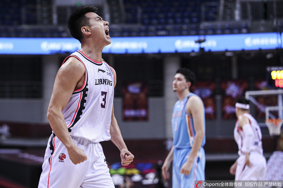 CBA半决赛：辽宁119-113新疆