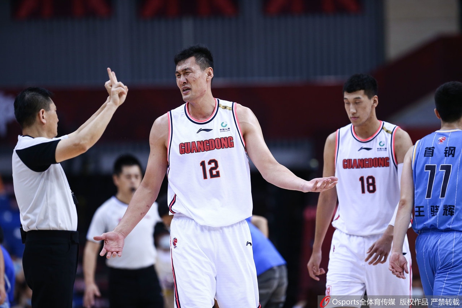 CBA半决赛：广东88-85北京