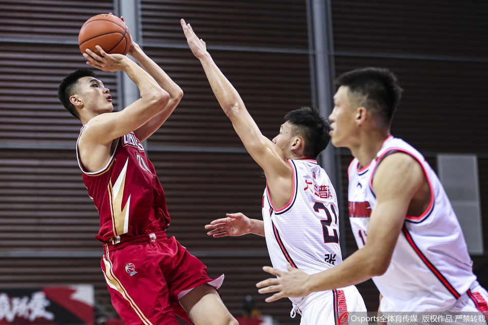 CBA第1轮：广东113-138浙江