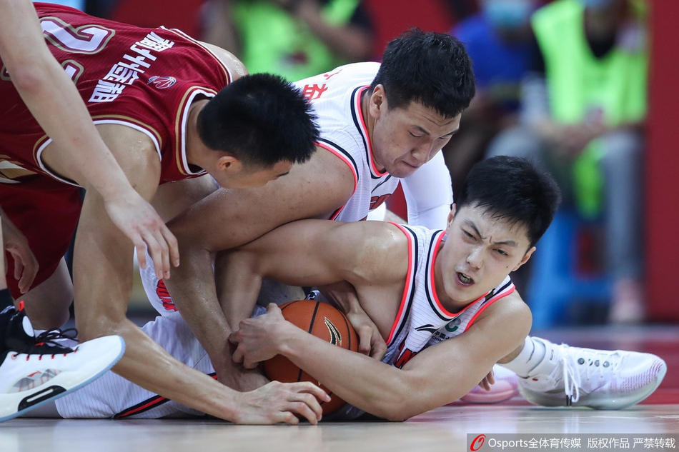 CBA第1轮：广东113-138浙江