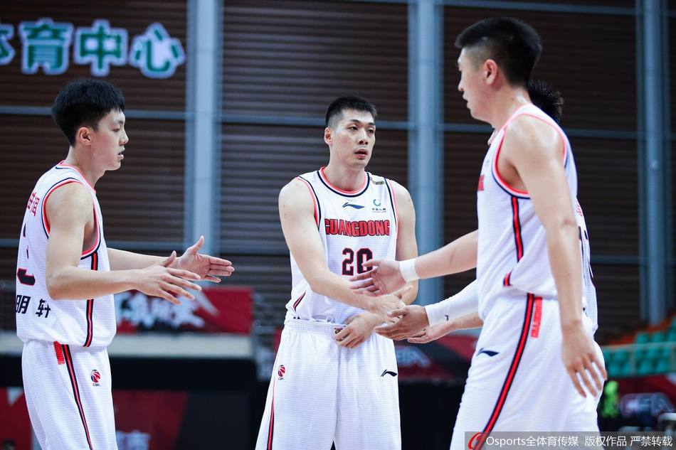 CBA第1轮：广东113-138浙江