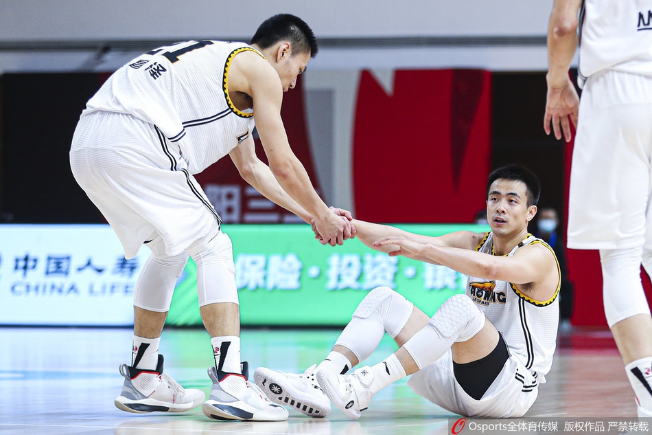 CBA第1轮：辽宁121-108天津