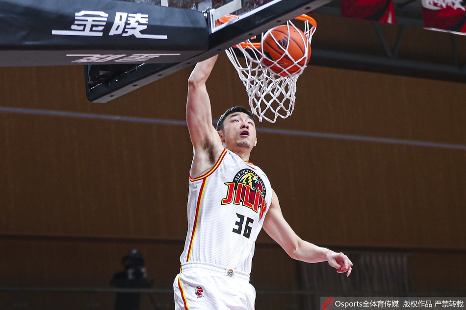 CBA第2轮精彩瞬间
