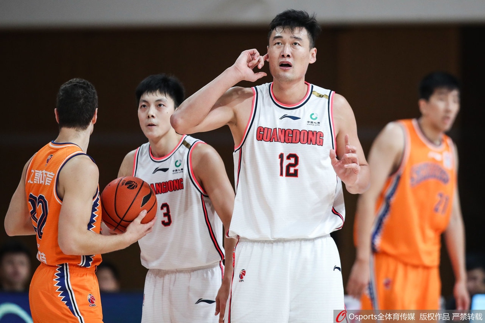 CBA第6轮：广东119-105上海