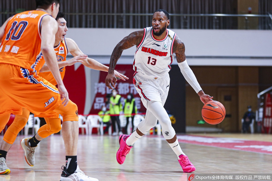 CBA第6轮：广东119-105上海