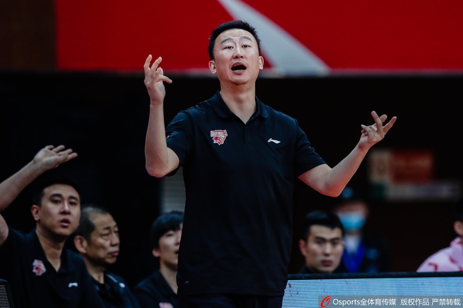 CBA第7轮：浙江94-92北京