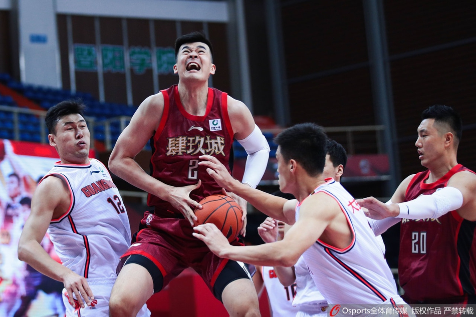 CBA第8轮：北京107-111广东