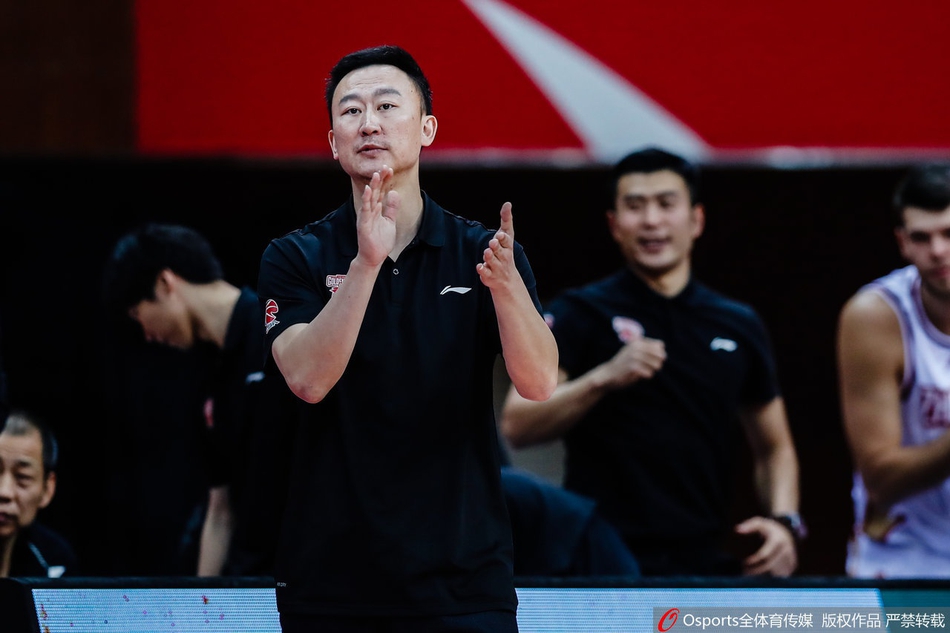 CBA第8轮：浙江102-84上海