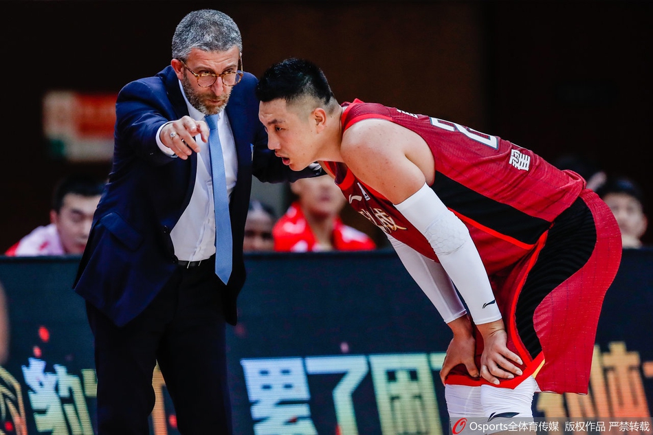 CBA第8轮：北京107-111广东