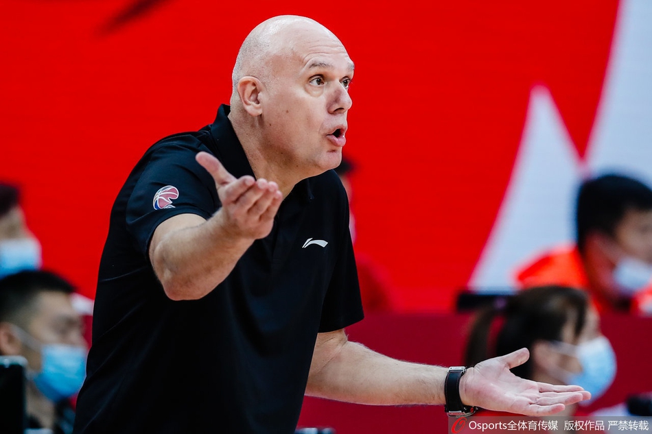 CBA第8轮：浙江102-84上海