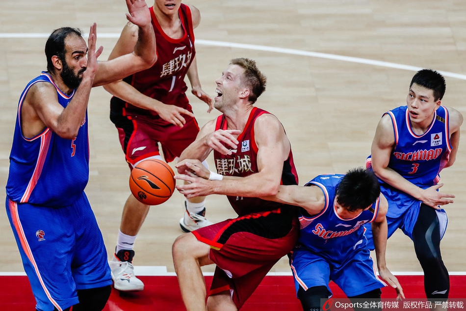 CBA第9轮：四川81-80北京