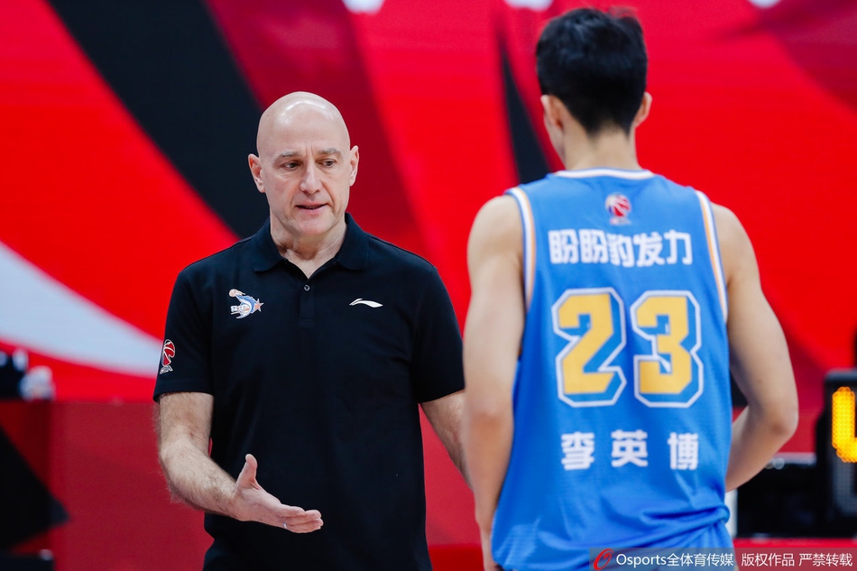 CBA联赛第10轮精彩瞬间