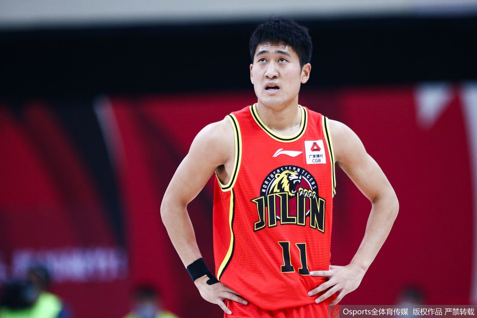 CBA联赛第10轮精彩瞬间