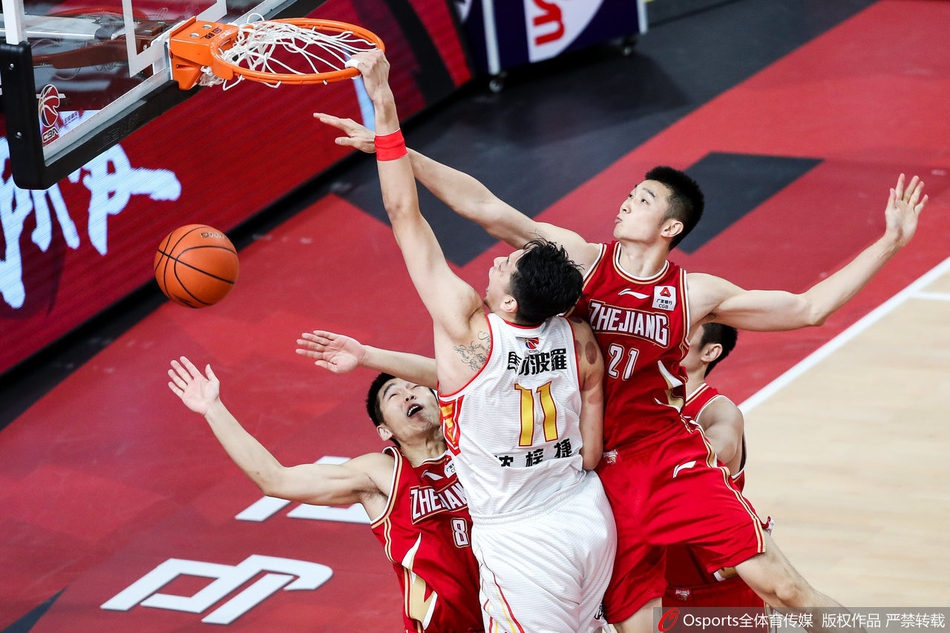 CBA第10轮：深圳104-106浙江