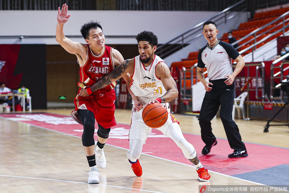 CBA第10轮：深圳104-106浙江