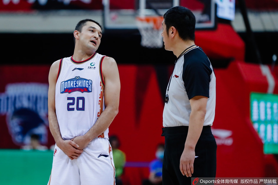 CBA联赛第11轮精彩瞬间