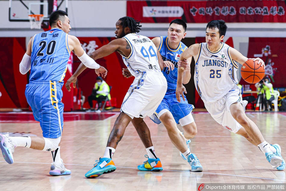 CBA第23轮：肯帝亚95-100北京