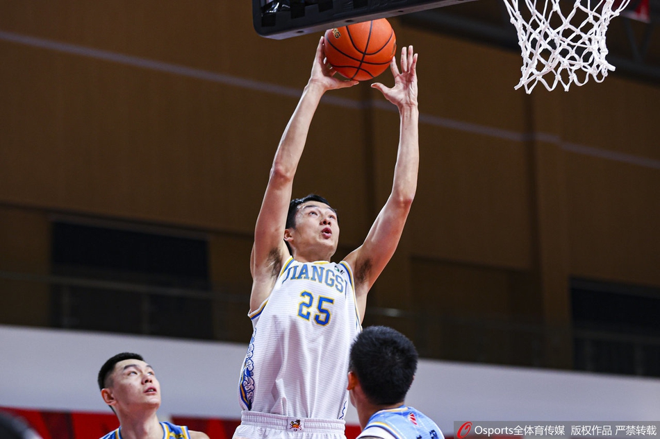 CBA第23轮：肯帝亚95-100北京