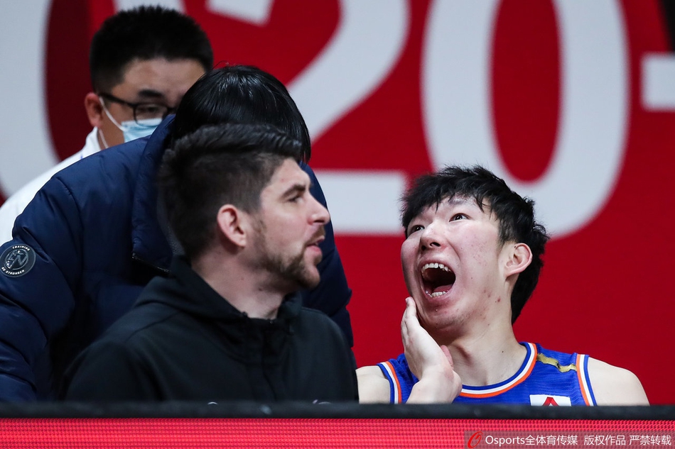 CBA第25轮：四川98-103新疆