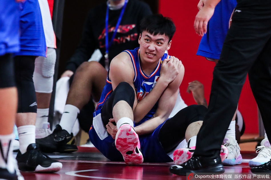 CBA第25轮：四川98-103新疆