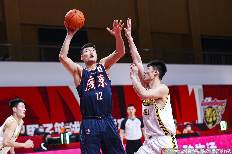 CBA第28轮:广东122-114广厦