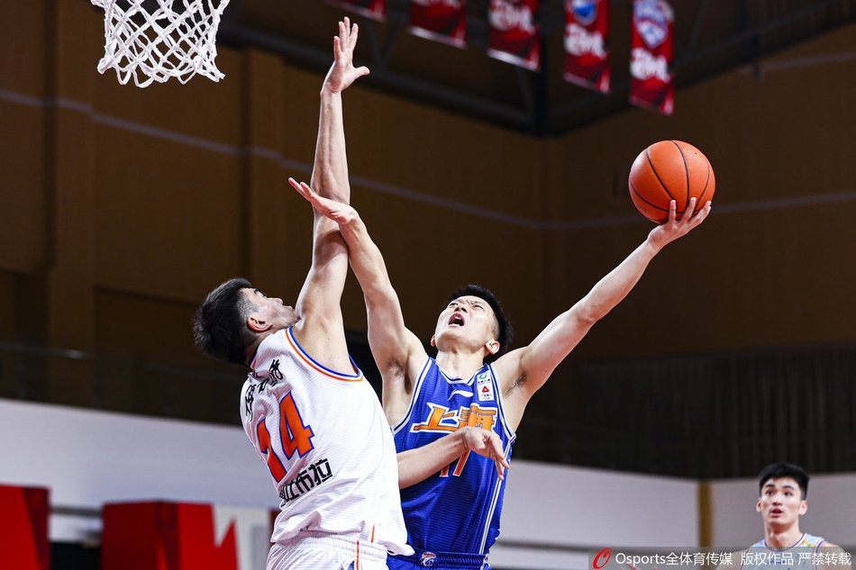 CBA第29轮：上海110-97新疆