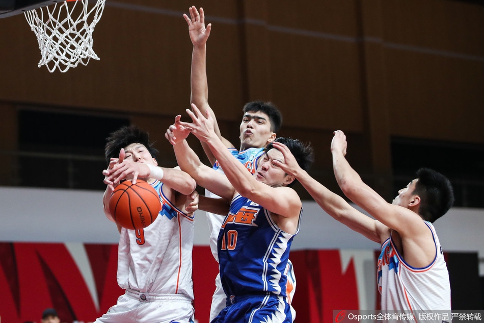 CBA第29轮：上海110-97新疆