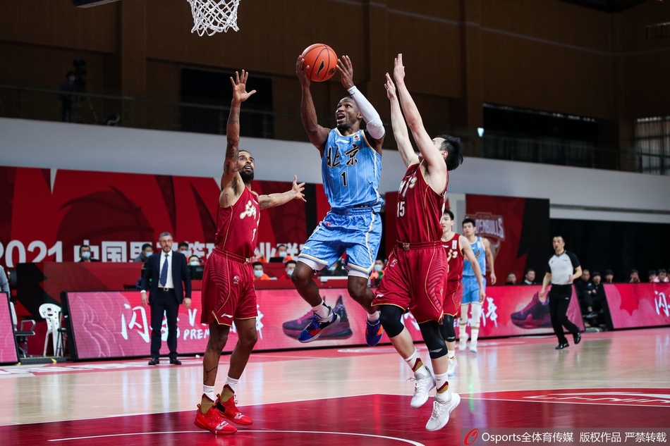 CBA第30轮：浙江106-104北京