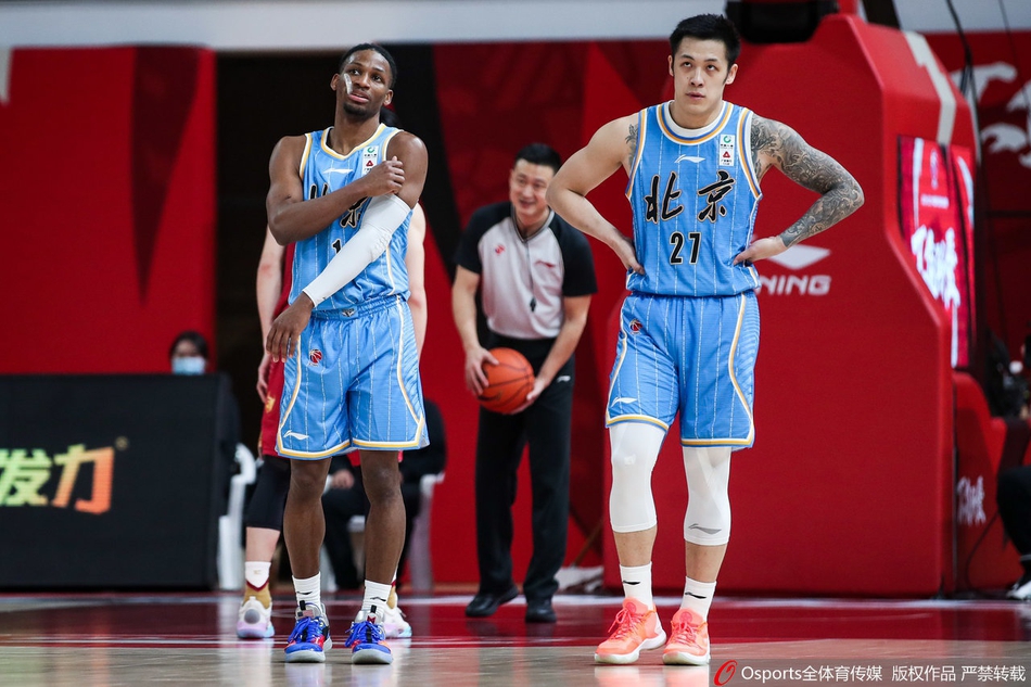 CBA第30轮：浙江106-104北京